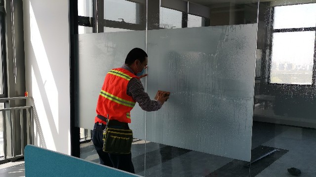 貼膜起泡的原因是什么？有哪些預(yù)防措施？