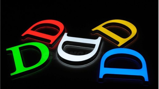 如何挑選適合發(fā)光字的字體？